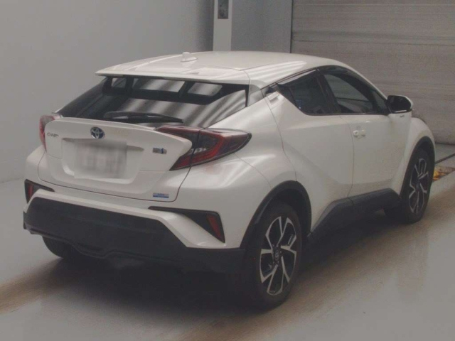 TOYOTA C-HR 2017