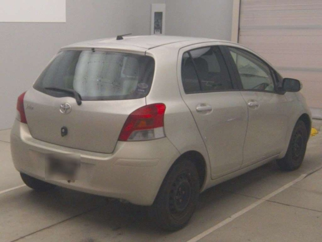 TOYOTA VITZ 2009
