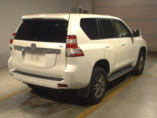 TOYOTA LAND CRUISER PRADO 2016