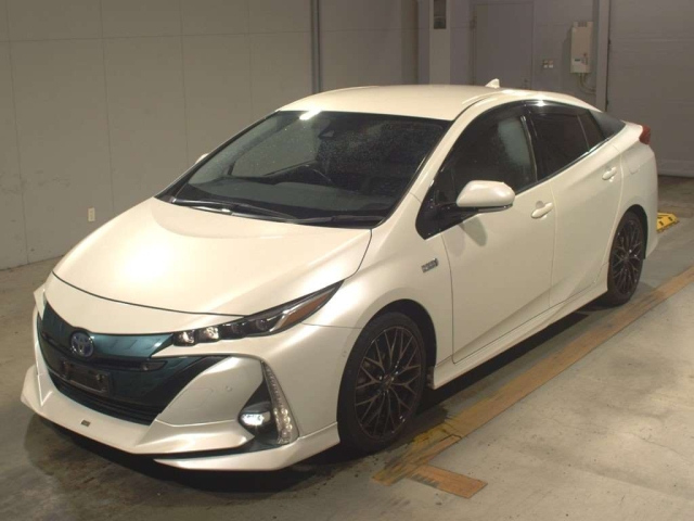TOYOTA PRIUS PHV 2017