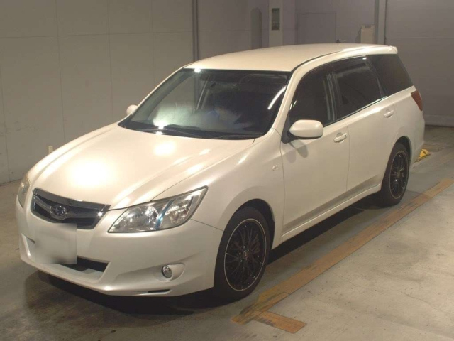 SUBARU EXIGA 2010