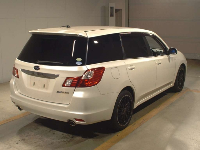 SUBARU EXIGA 2010
