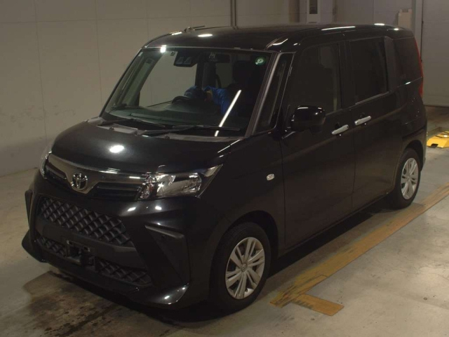 TOYOTA ROOMY 2022