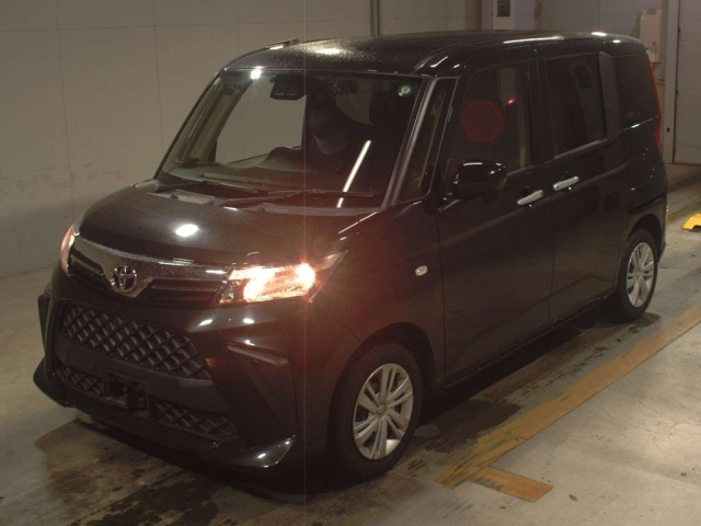 TOYOTA ROOMY 2022