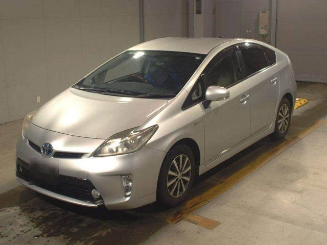 TOYOTA PRIUS 2012