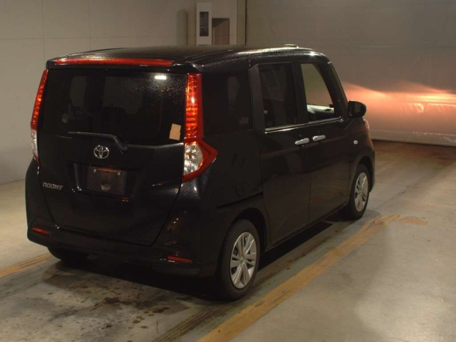 TOYOTA ROOMY 2022