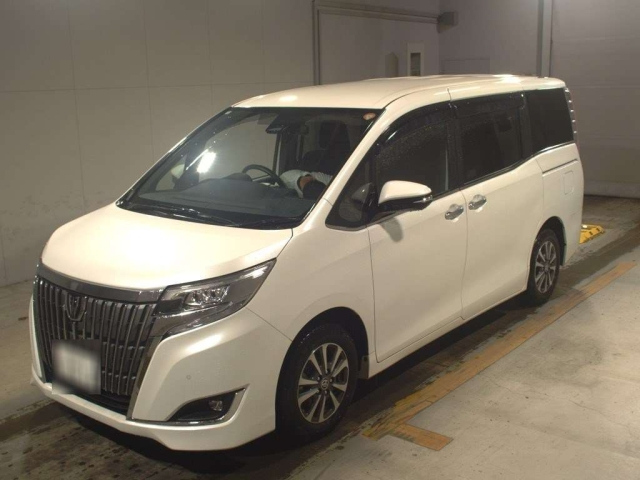 TOYOTA ESQUIRE 2020