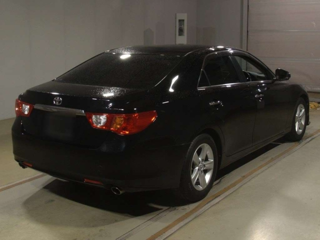 TOYOTA MARK X 2010