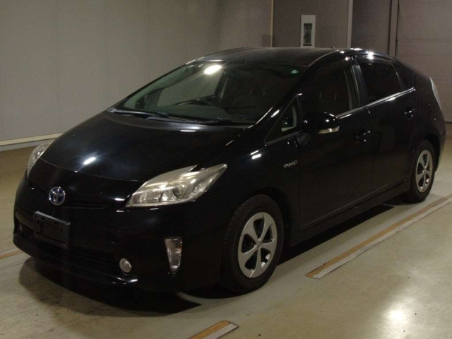 TOYOTA PRIUS 2013