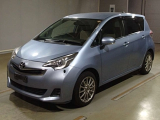 TOYOTA RACTIS 2015