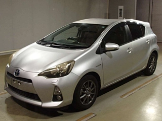 TOYOTA AQUA 2012