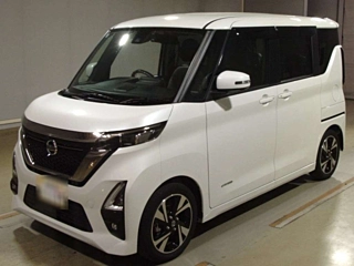 NISSAN ROOX 2022