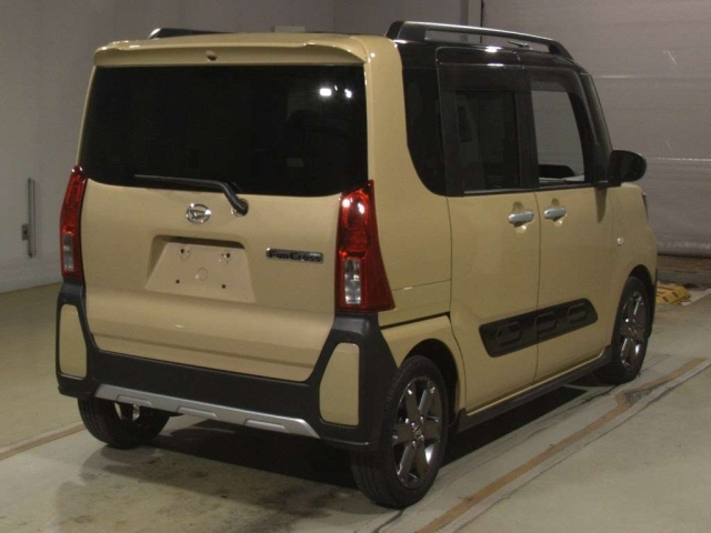 DAIHATSU TANTO 2022