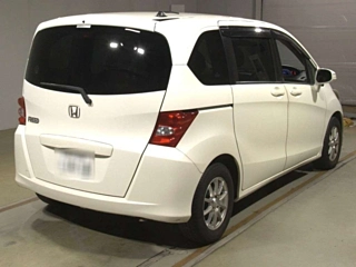 HONDA FREED 2011