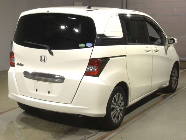 HONDA FREED 2012