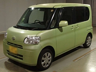 DAIHATSU TANTO 2011