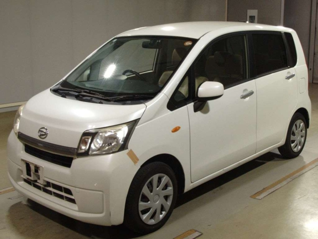 DAIHATSU MOVE 2013