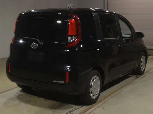 TOYOTA SIENTA 2022