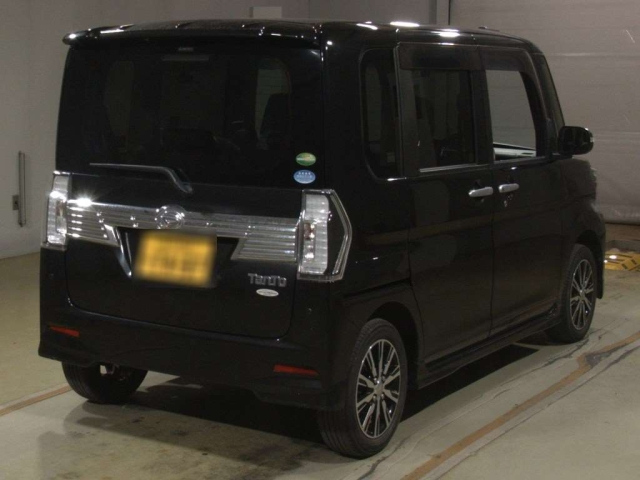 DAIHATSU TANTO 2017
