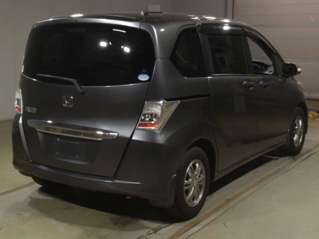 HONDA FREED 2012