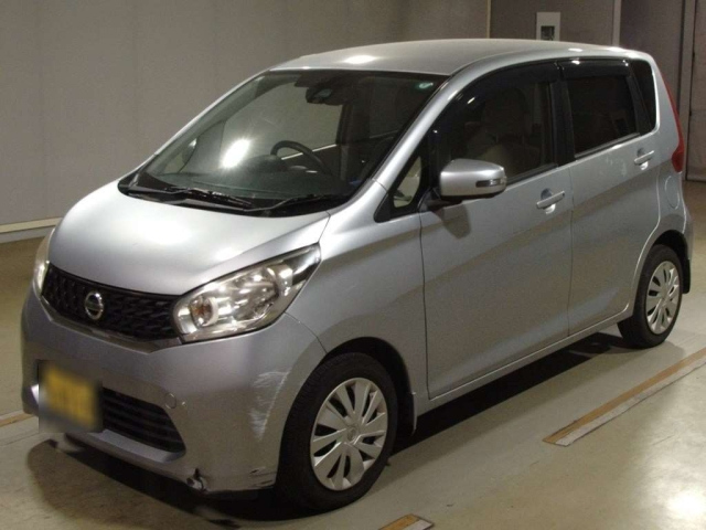 NISSAN DAYZ 2015