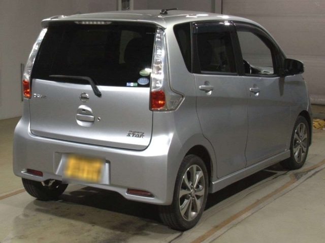 NISSAN DAYZ 2013