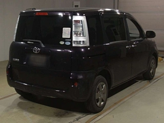 TOYOTA SIENTA 2011