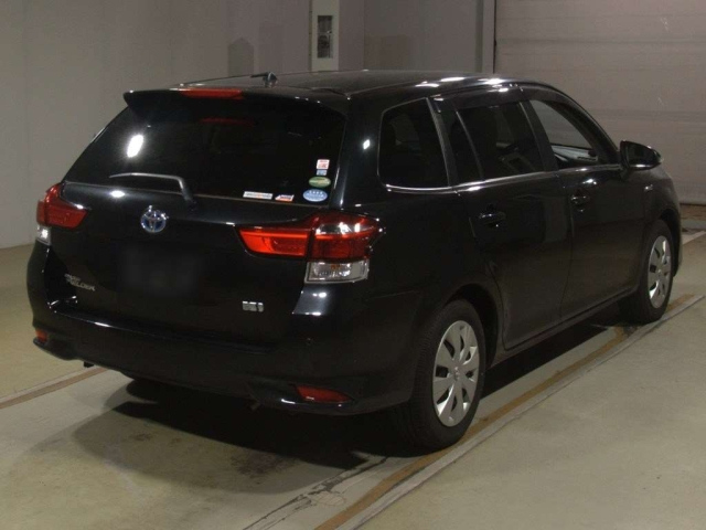 TOYOTA COROLLA FIELDER 2017