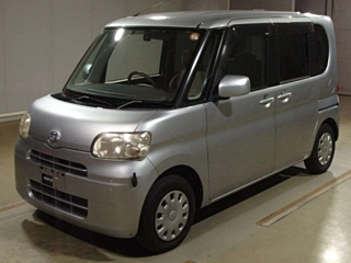 DAIHATSU TANTO 2010
