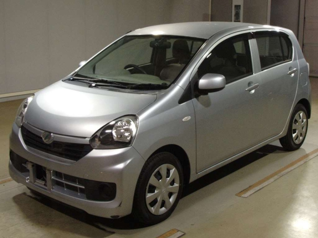 DAIHATSU MIRA E S 2016