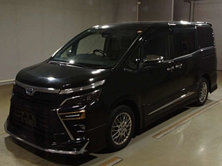 TOYOTA VOXY 2021