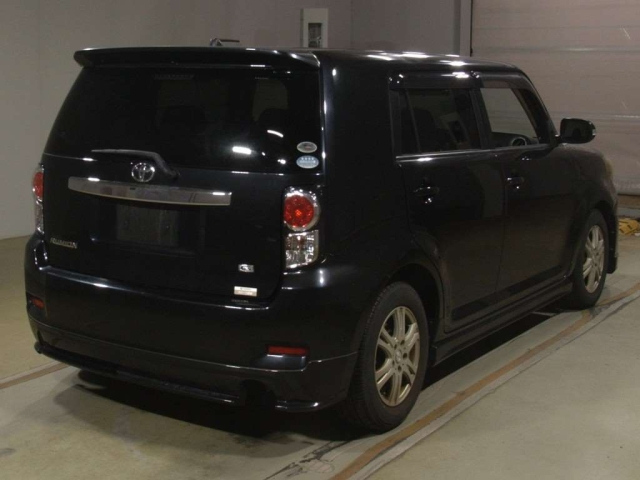 TOYOTA COROLLA RUMION 2010