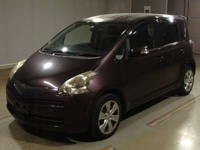 TOYOTA RACTIS 2010