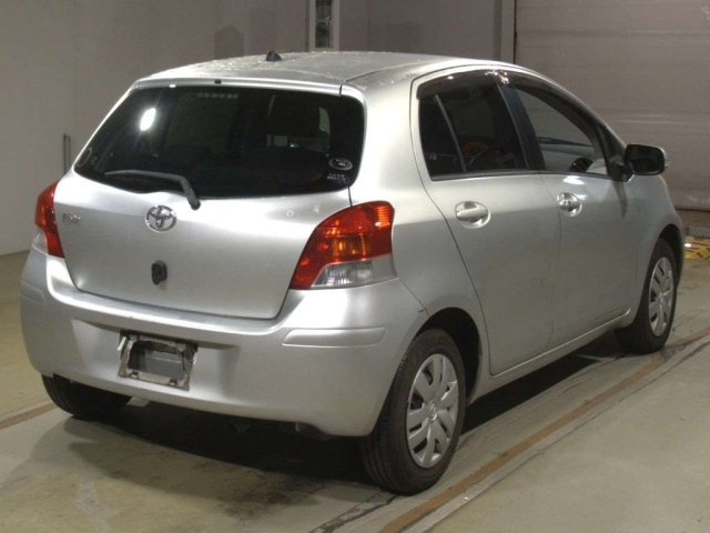 TOYOTA VITZ 2009