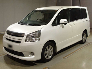 TOYOTA NOAH 2008