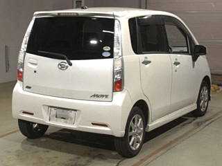 DAIHATSU MOVE 2010