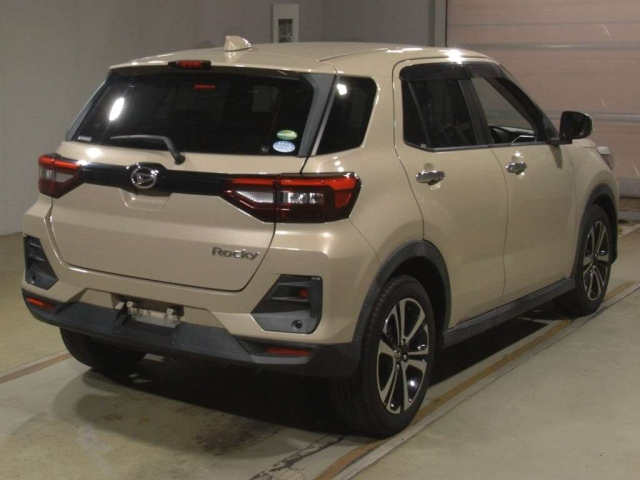 DAIHATSU ROCKY 2020