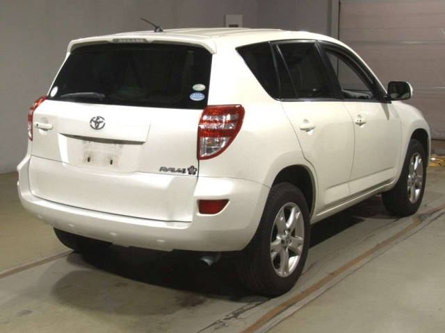 TOYOTA RAV4 2010