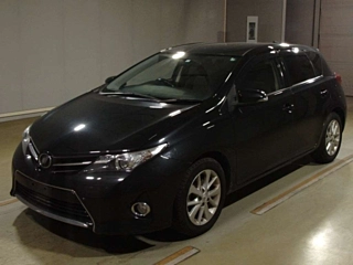 TOYOTA AURIS 2013