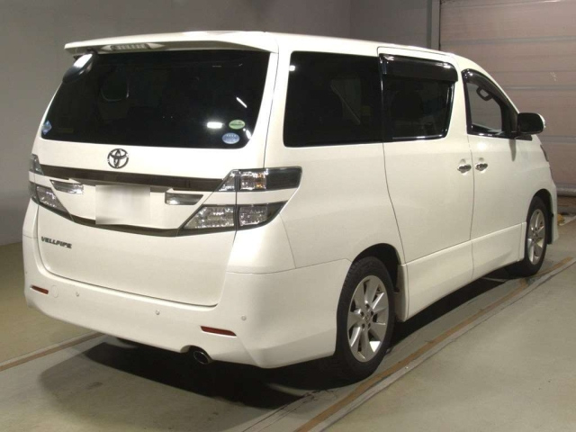 TOYOTA VELLFIRE 2013
