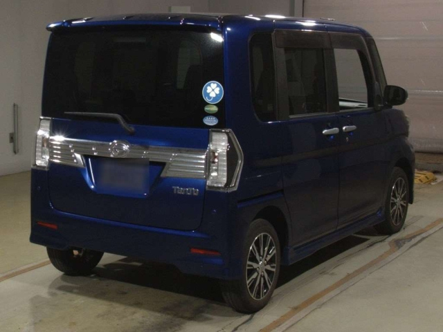 DAIHATSU TANTO 2018