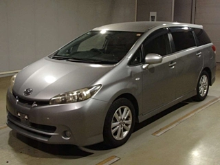 TOYOTA WISH 2009