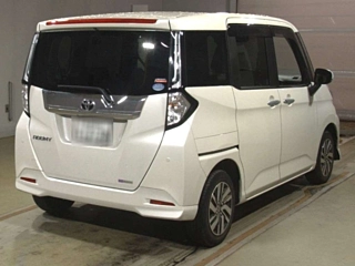 TOYOTA ROOMY 2021