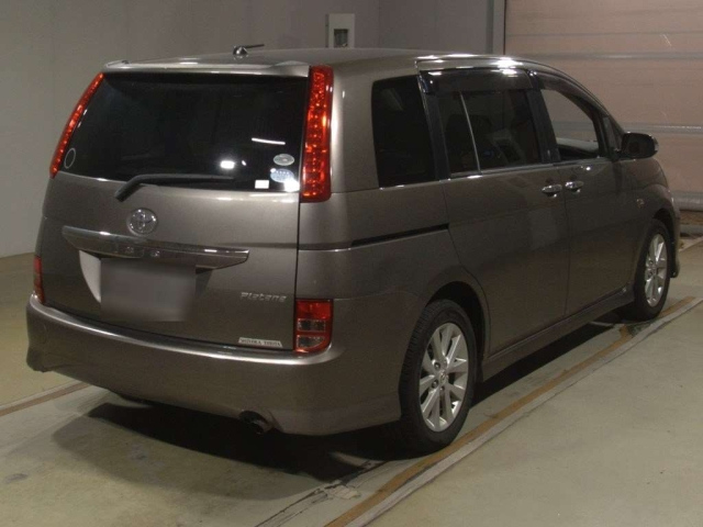 TOYOTA ISIS 2008