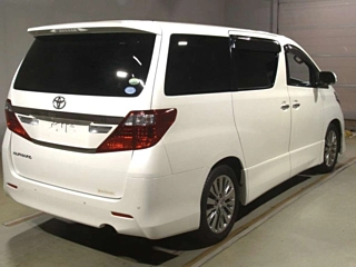 TOYOTA ALPHARD 2013