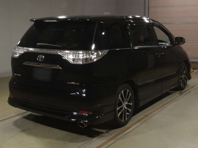 TOYOTA ESTIMA 2014