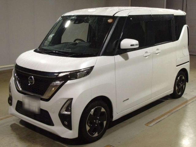 NISSAN ROOX 2021