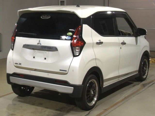 MITSUBISHI EK X 2020