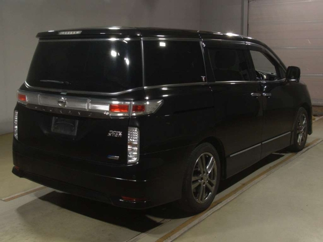 NISSAN ELGRAND 2012
