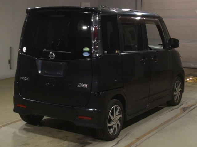 NISSAN ROOX 2012